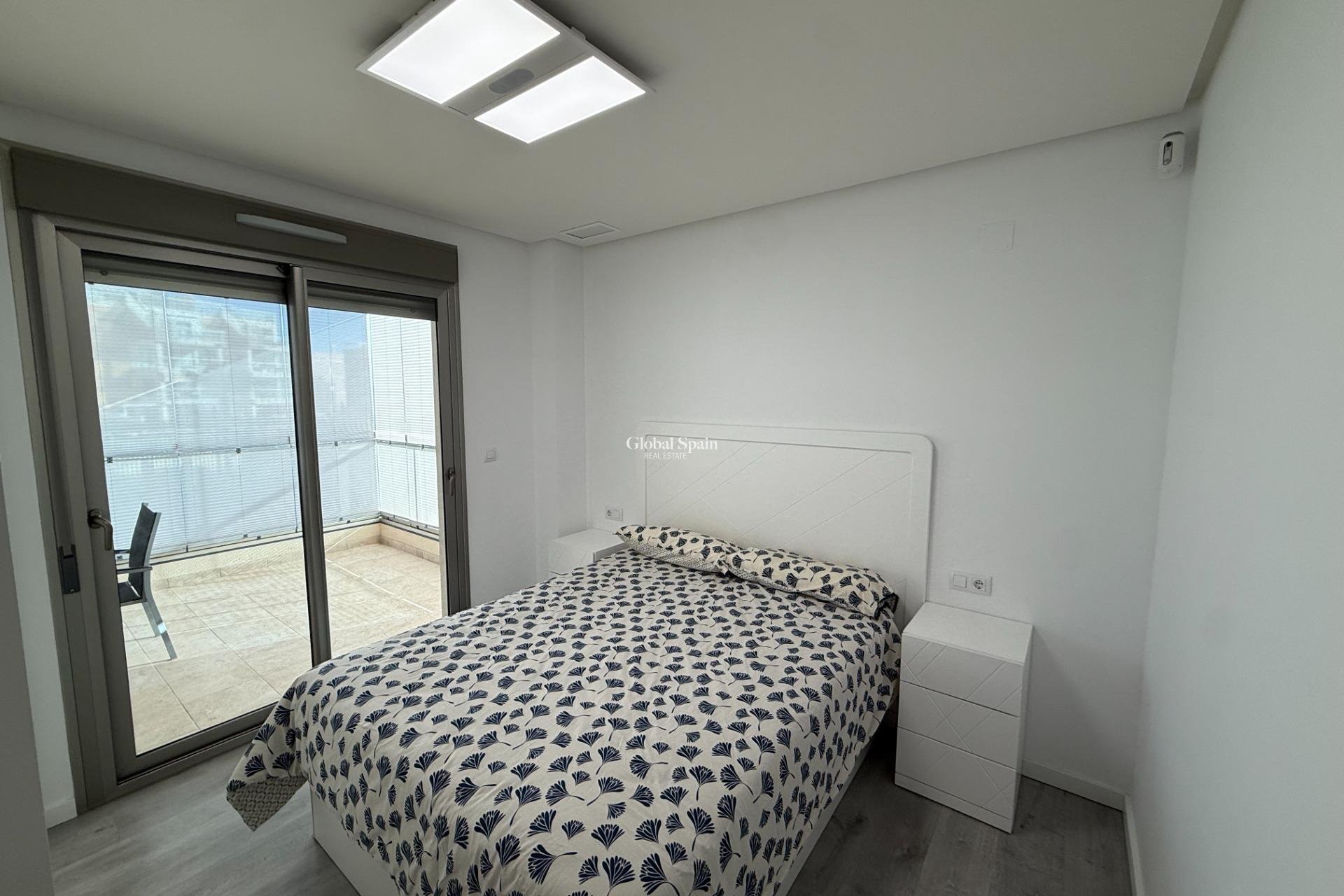 Venta - APARTAMENTO -
ORIHUELA COSTA - Los Dolses