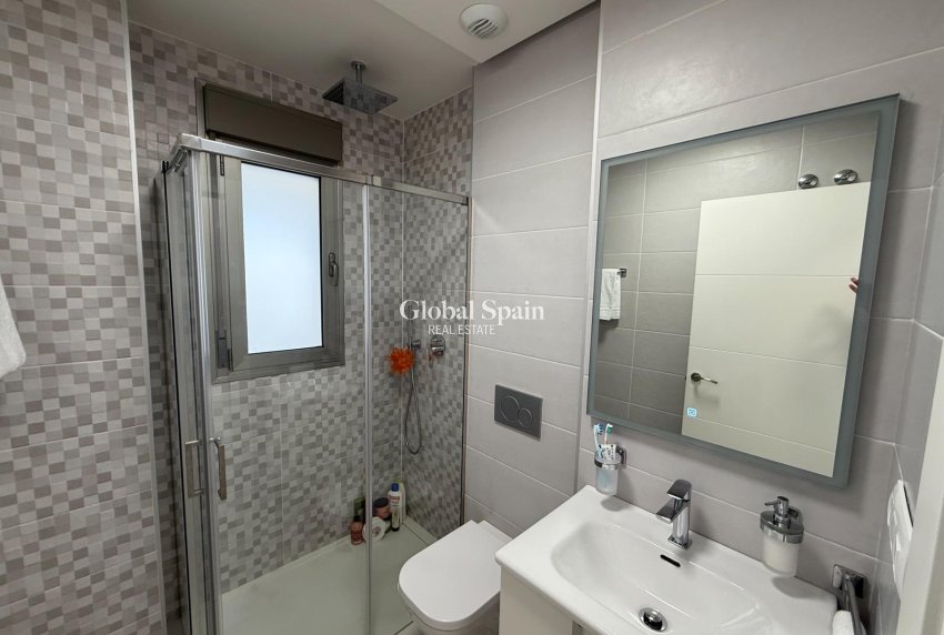 Venta - APARTAMENTO -
ORIHUELA COSTA - Los Dolses