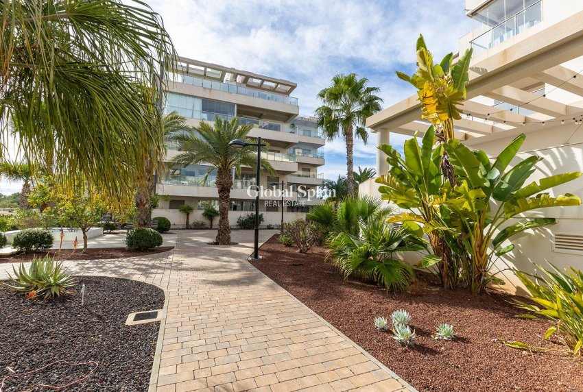 Venta - APARTAMENTO -
ORIHUELA COSTA - Los Dolses