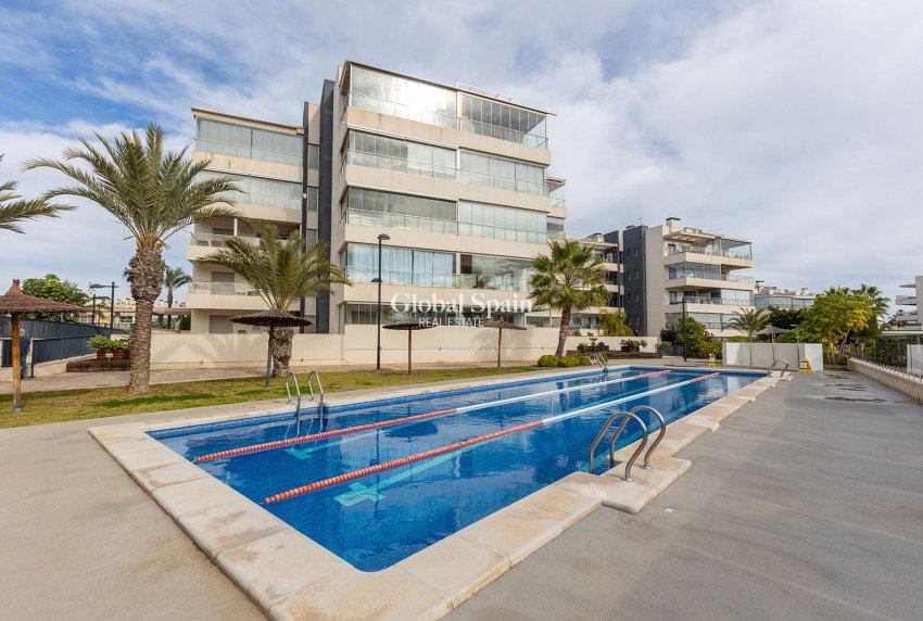 Venta - APARTAMENTO -
ORIHUELA COSTA - Los Dolses