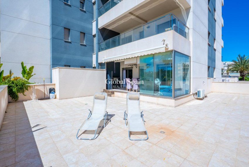 Venta - APARTAMENTO -
ORIHUELA COSTA - Los Dolses