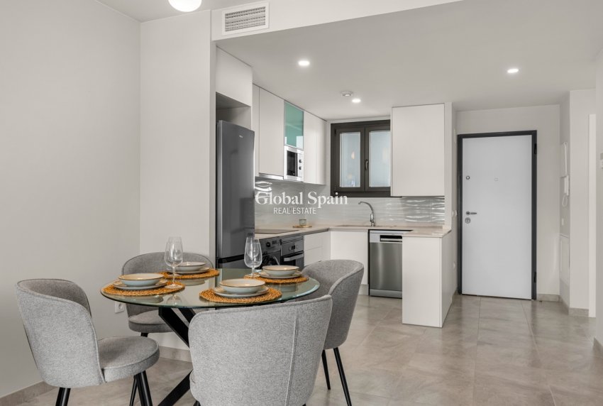 Venta - APARTAMENTO -
ORIHUELA COSTA - Los Dolses