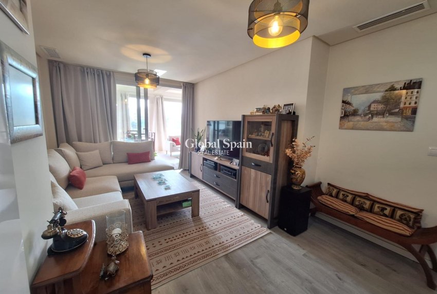 Venta - APARTAMENTO -
ORIHUELA COSTA - Los Dolses