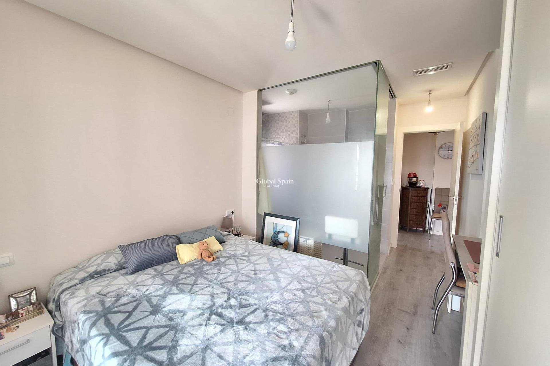 Venta - APARTAMENTO -
ORIHUELA COSTA - Los Dolses