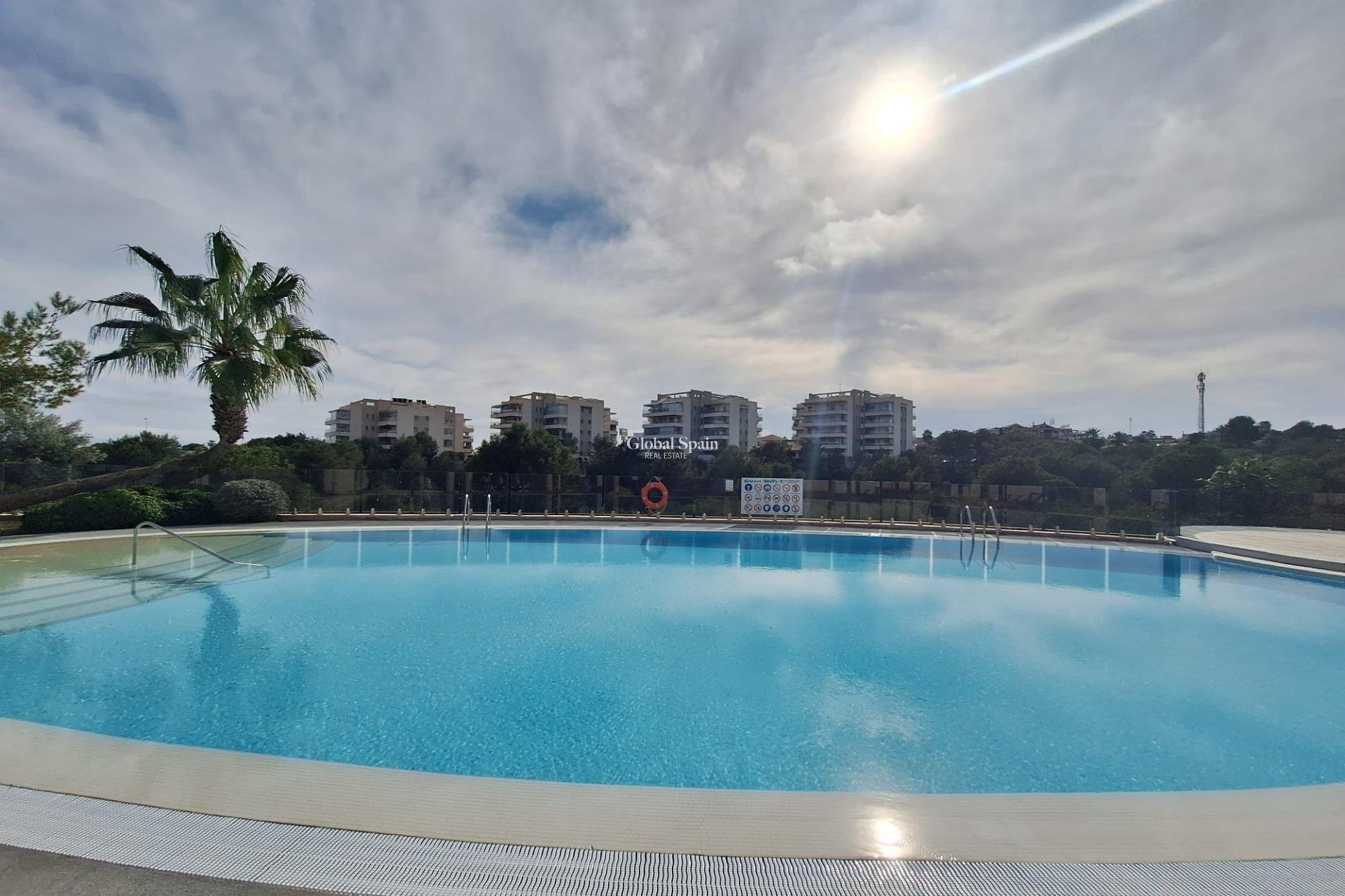 Venta - APARTAMENTO -
ORIHUELA COSTA - Los Dolses