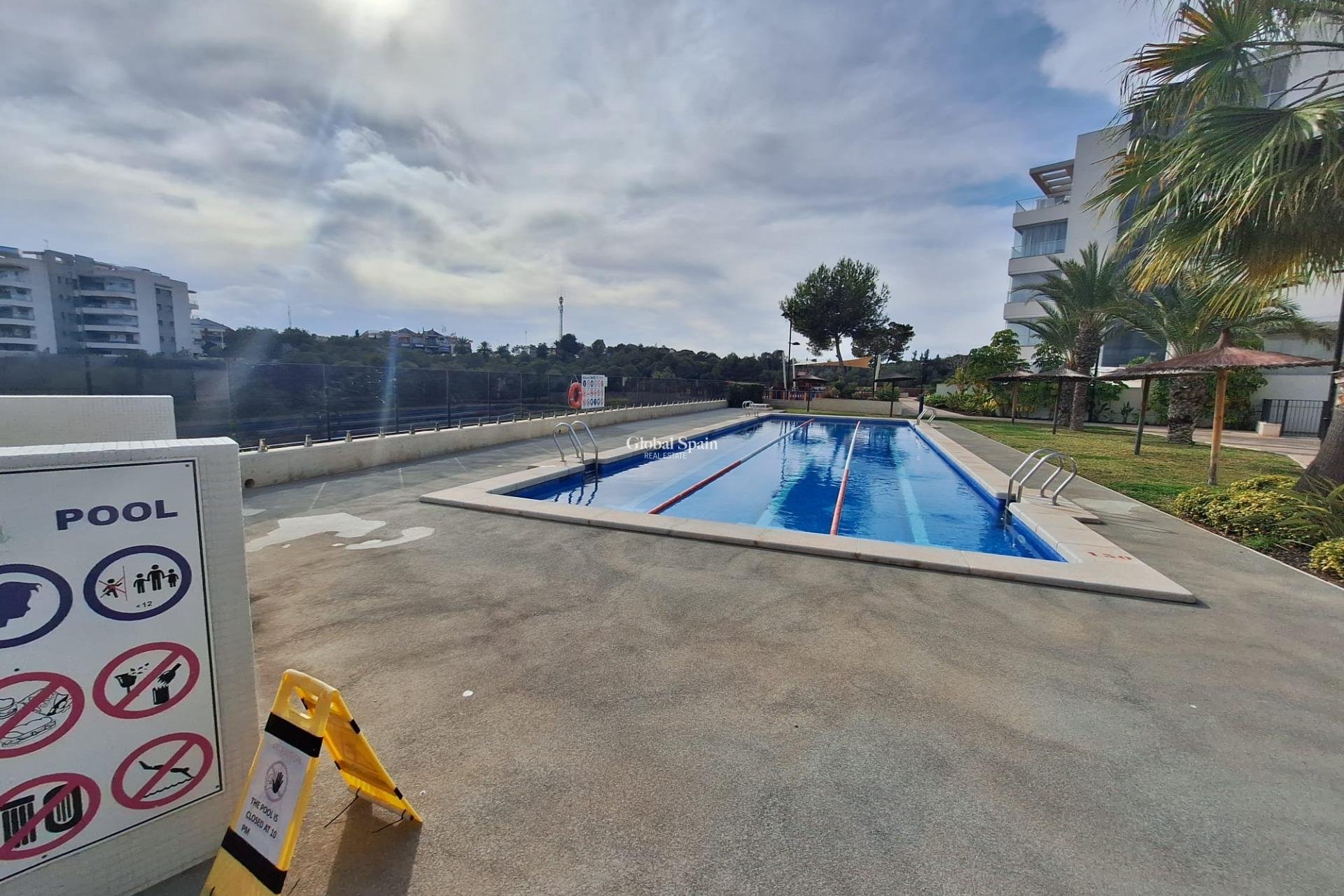 Venta - APARTAMENTO -
ORIHUELA COSTA - Los Dolses