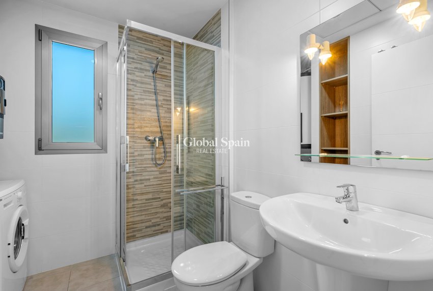 Venta - APARTAMENTO -
ORIHUELA COSTA - Los Dolses