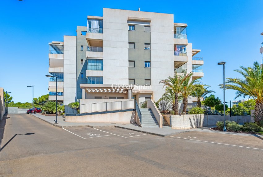 Venta - APARTAMENTO -
ORIHUELA COSTA - Los Dolses