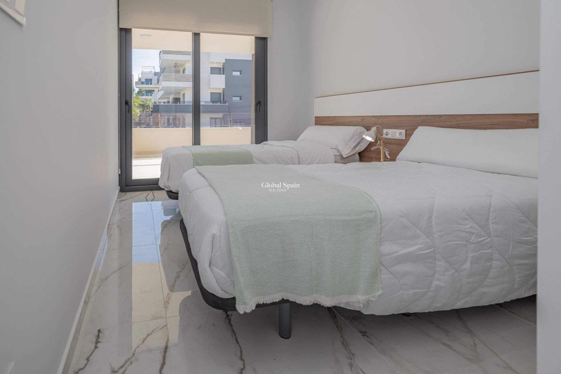 Venta - APARTAMENTO -
ORIHUELA COSTA - Orihuela Costa