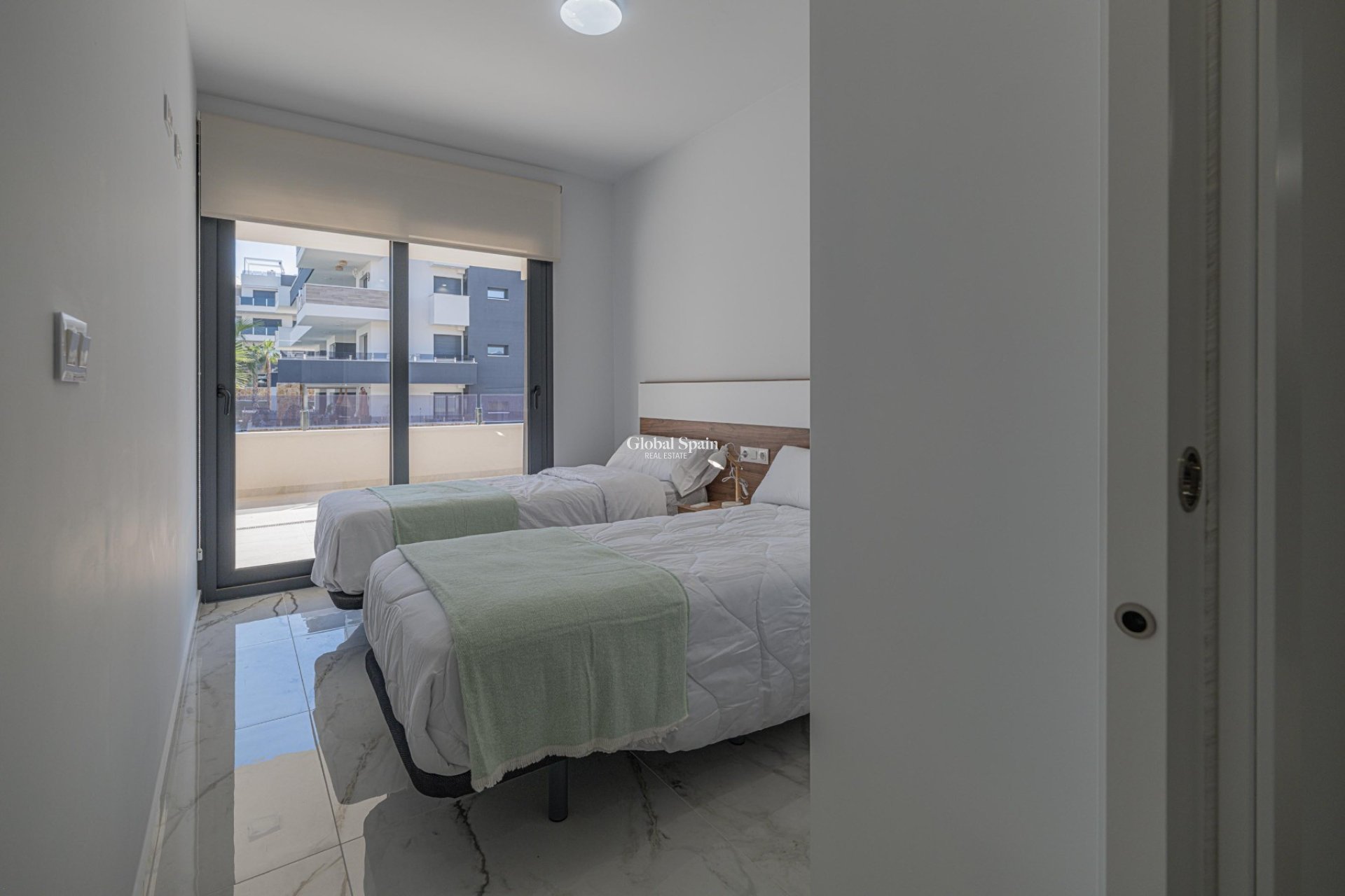 Venta - APARTAMENTO -
ORIHUELA COSTA - Orihuela Costa