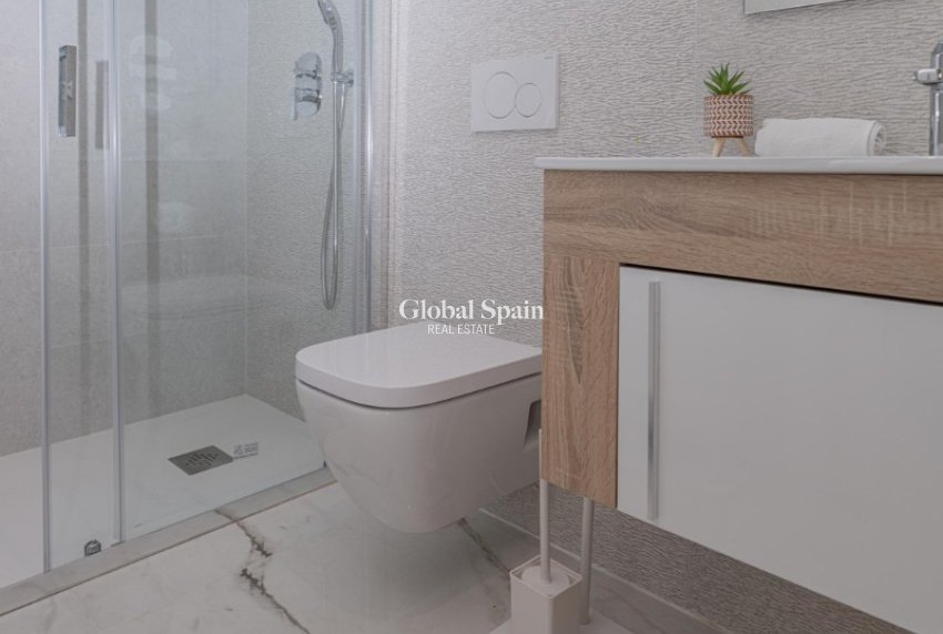 Venta - APARTAMENTO -
ORIHUELA COSTA - Orihuela Costa