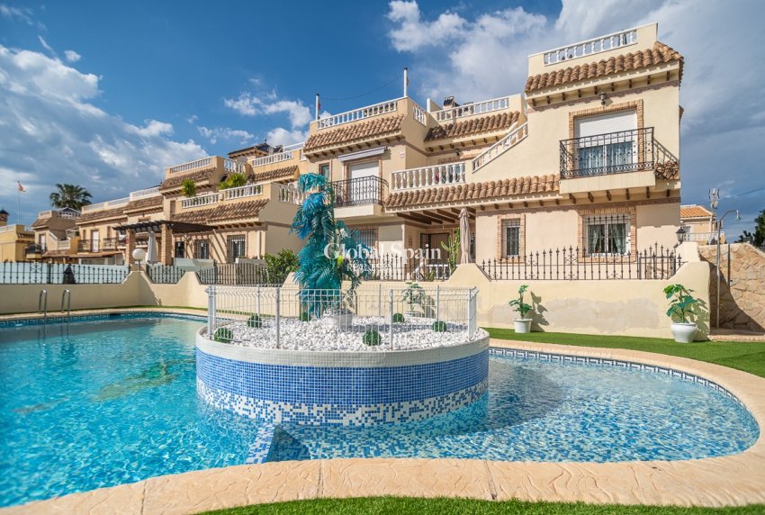 Venta - APARTAMENTO -
ORIHUELA COSTA - Orihuela Costa