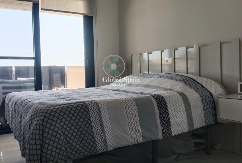 Venta - APARTAMENTO -
ORIHUELA COSTA - PAU 8