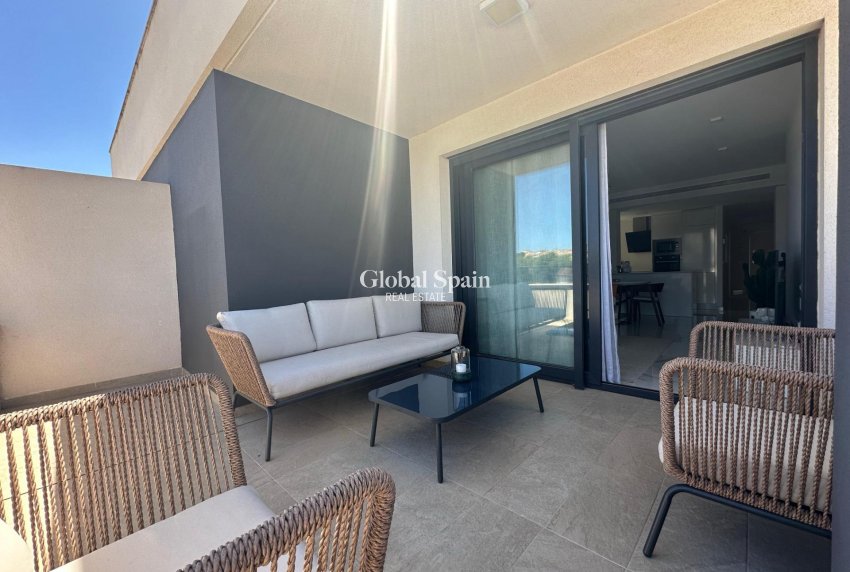 Venta - APARTAMENTO -
ORIHUELA COSTA - Pau 8