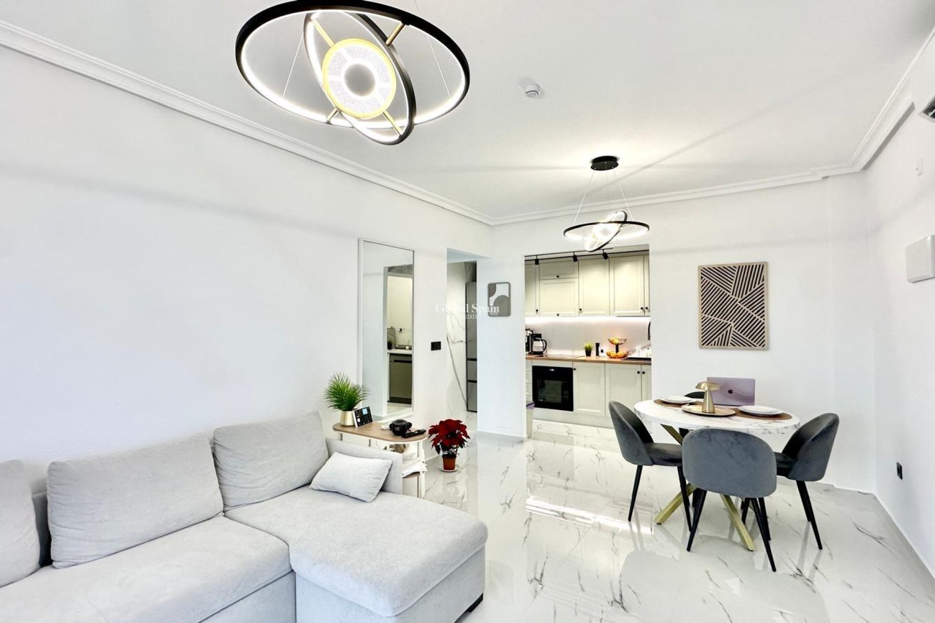 Venta - APARTAMENTO -
ORIHUELA COSTA - Playa Flamenca Norte