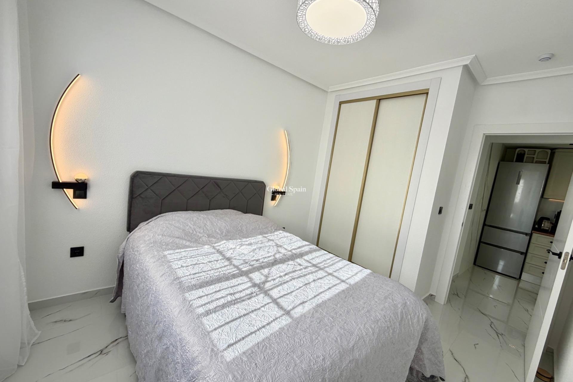 Venta - APARTAMENTO -
ORIHUELA COSTA - Playa Flamenca Norte