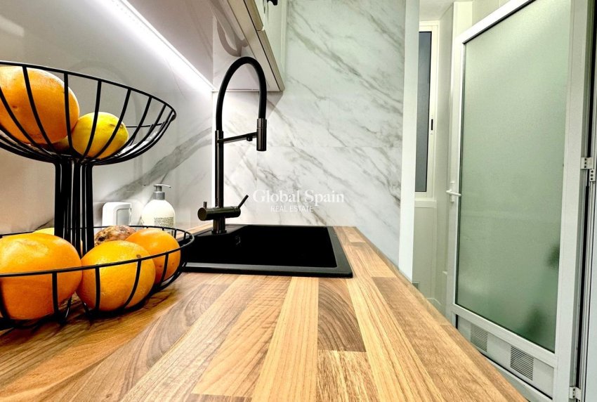 Venta - APARTAMENTO -
ORIHUELA COSTA - Playa Flamenca Norte