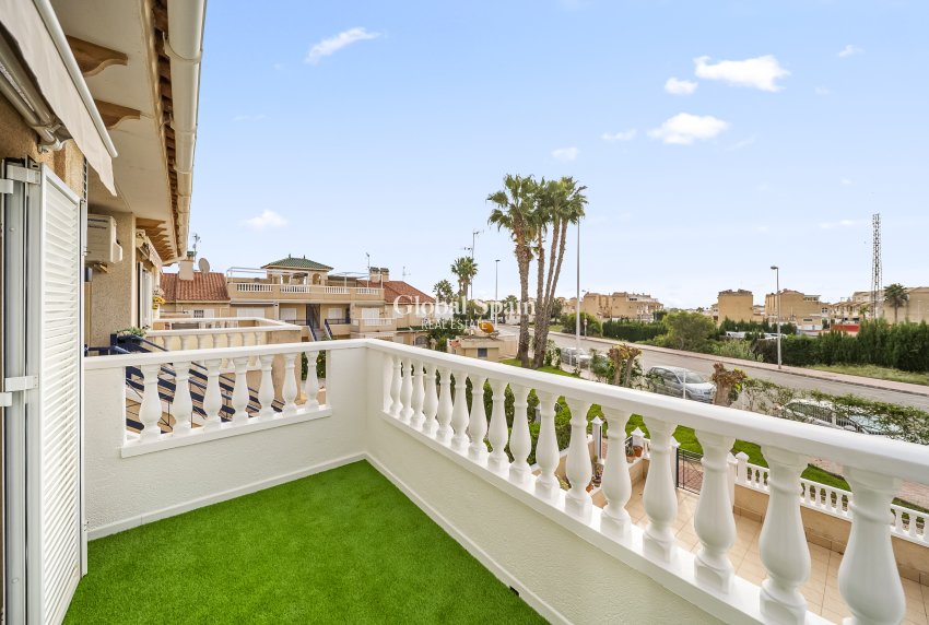 Venta - Apartamento -
ORIHUELA COSTA - Playa Flamenca