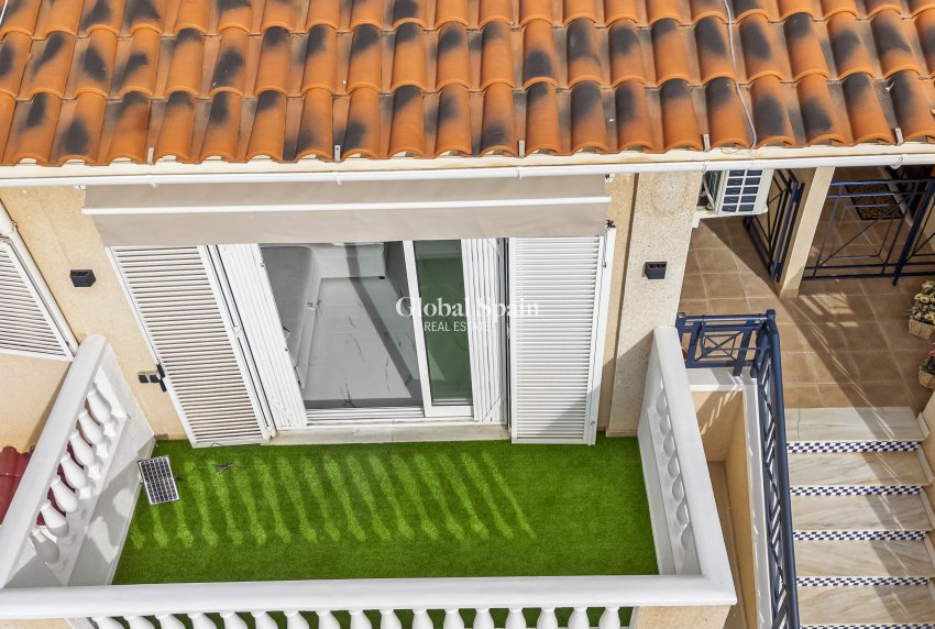 Venta - APARTAMENTO -
ORIHUELA COSTA - Playa Flamenca