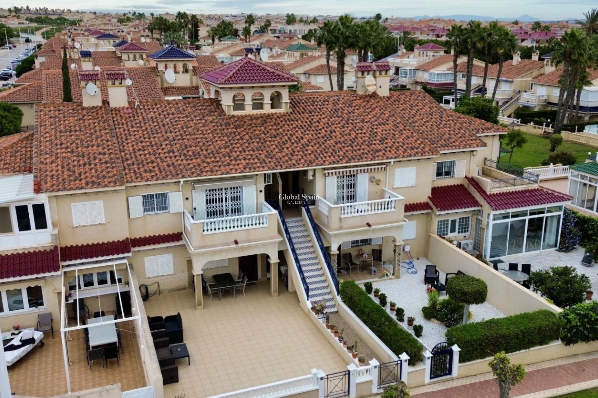 Venta - APARTAMENTO -
ORIHUELA COSTA - Playa Flamenca