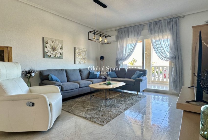 Venta - APARTAMENTO -
ORIHUELA COSTA - Playa Flamenca