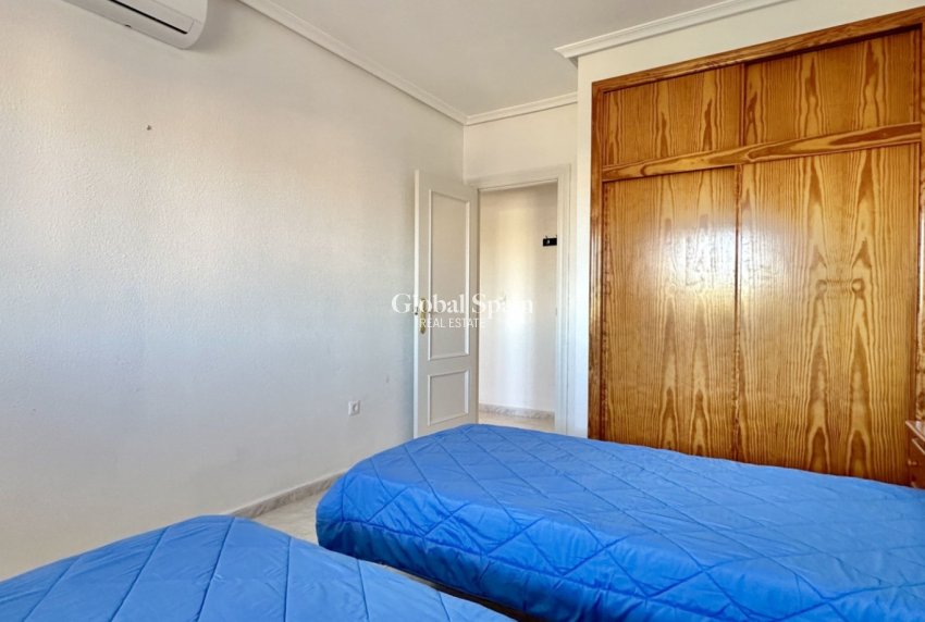 Venta - APARTAMENTO -
ORIHUELA COSTA - Playa Flamenca