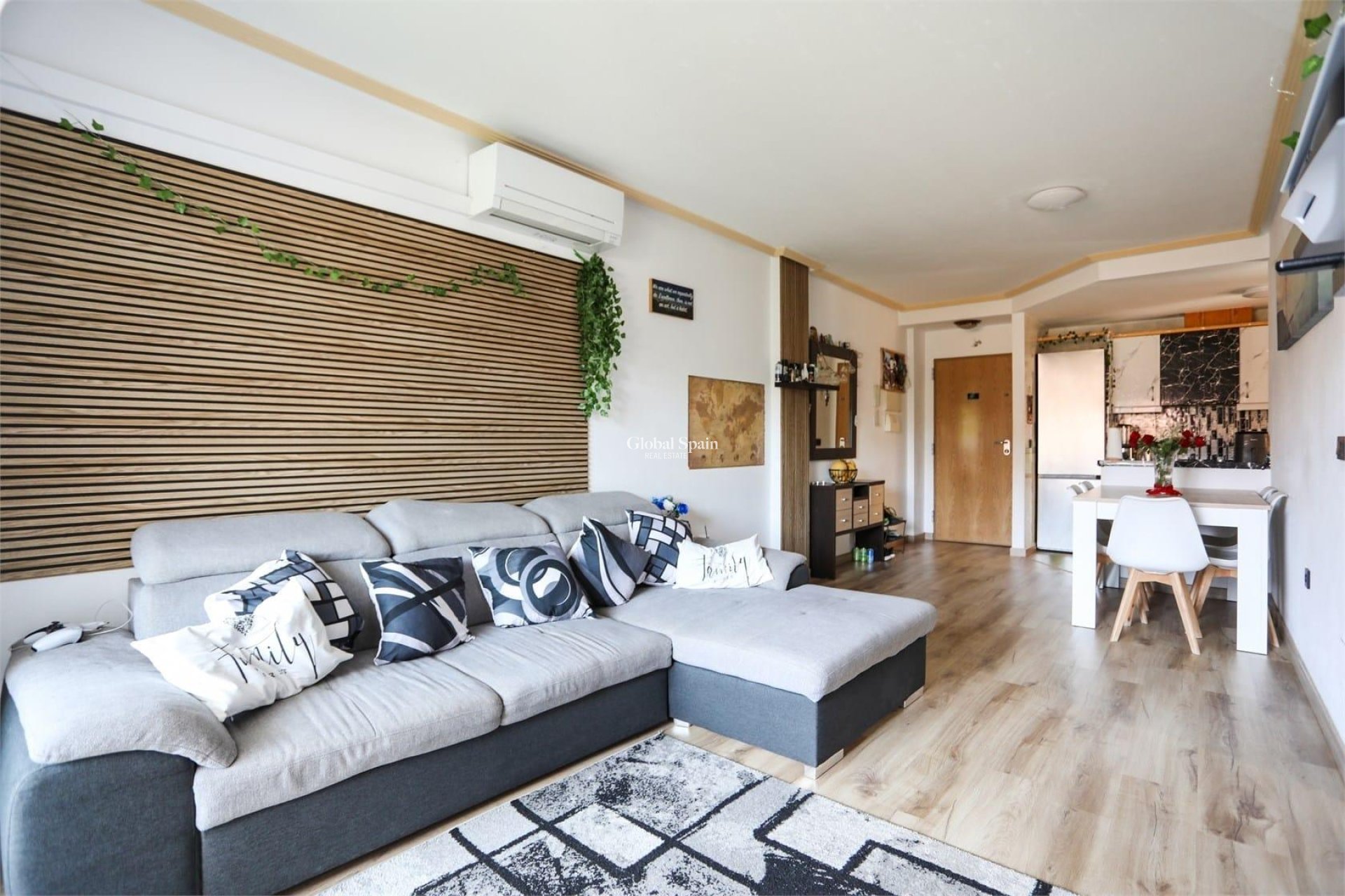 Venta - APARTAMENTO -
ORIHUELA COSTA - Playa Flamenca