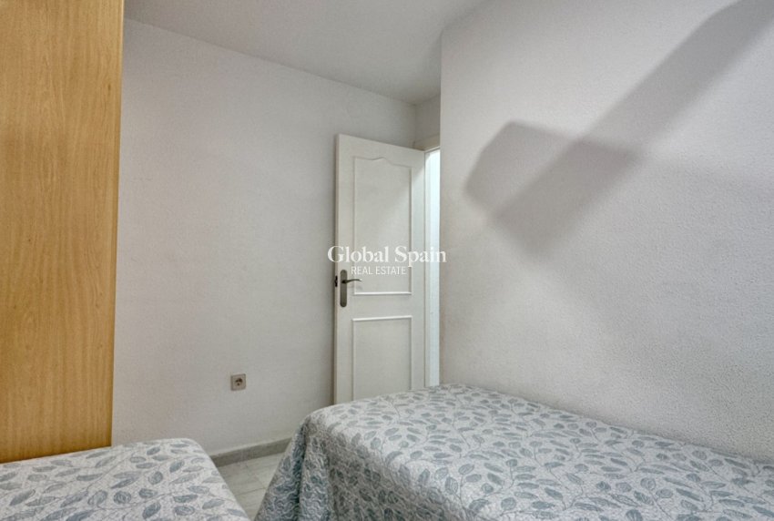 Venta - APARTAMENTO -
ORIHUELA COSTA - Playa Flamenca