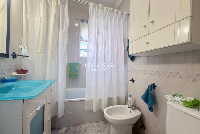 Venta - APARTAMENTO -
ORIHUELA COSTA - Playa Flamenca