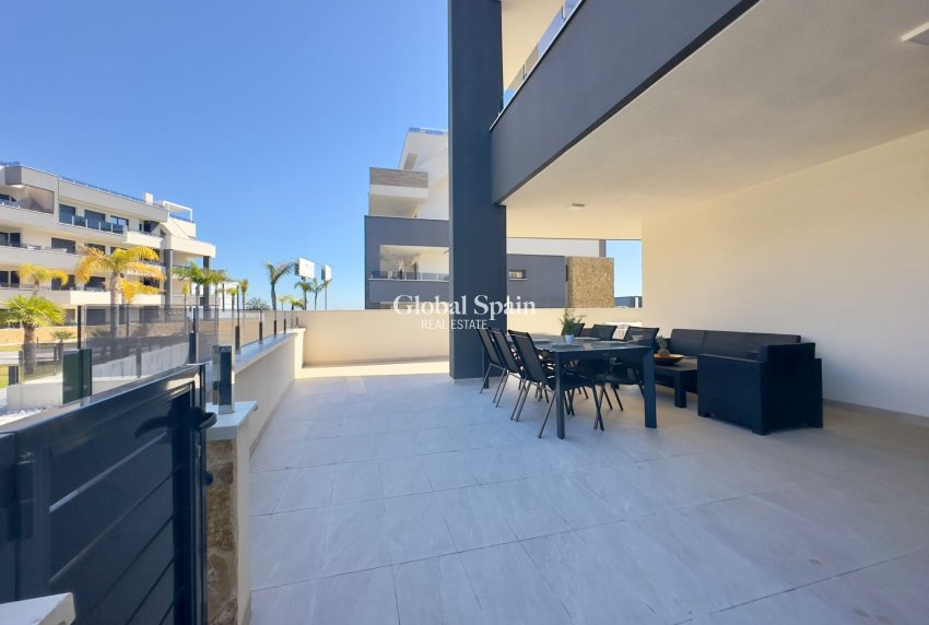 Venta - APARTAMENTO -
ORIHUELA COSTA - Playa Flamenca