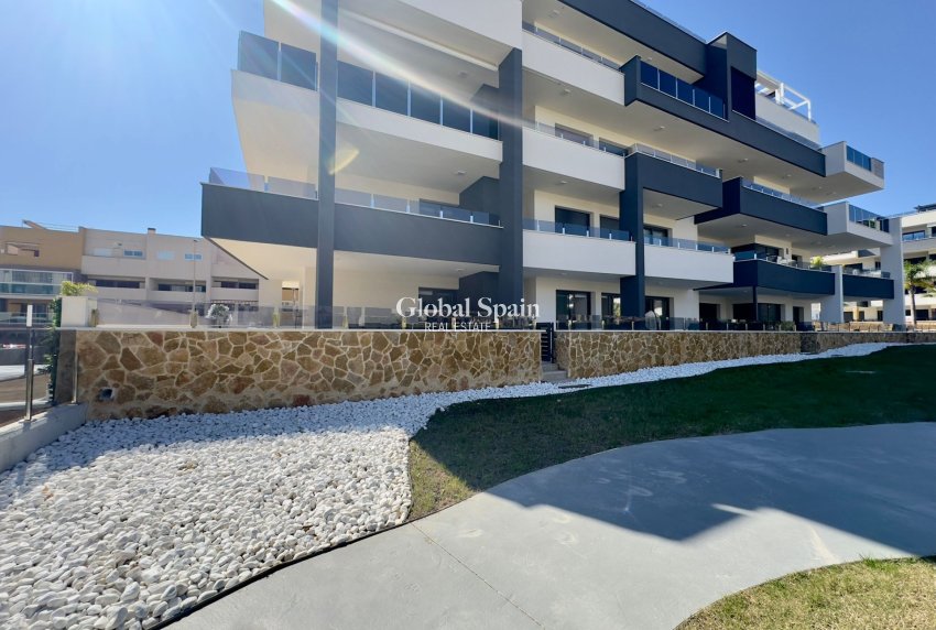 Venta - APARTAMENTO -
ORIHUELA COSTA - Playa Flamenca