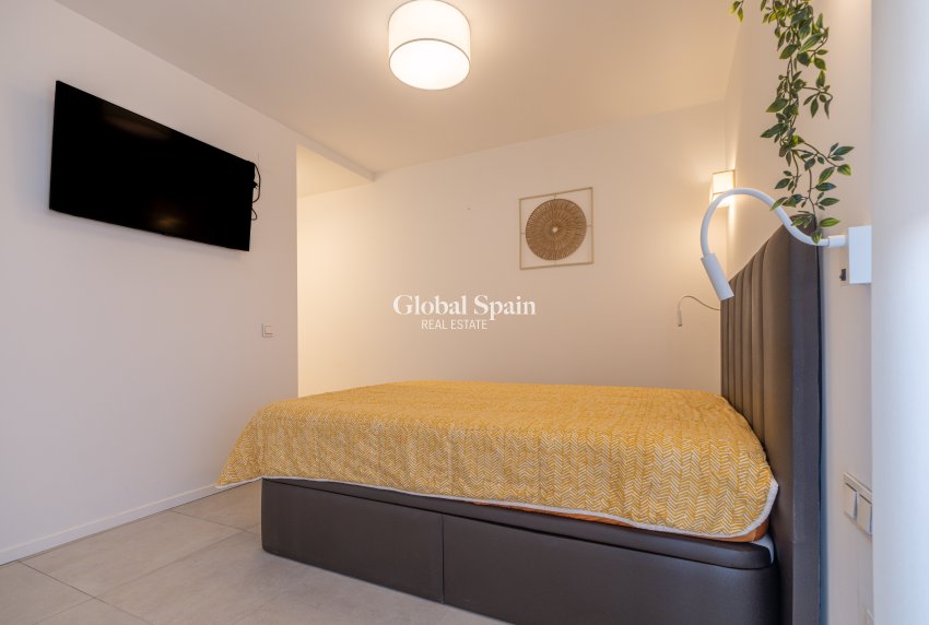 Venta - APARTAMENTO -
ORIHUELA COSTA - Playa Flamenca