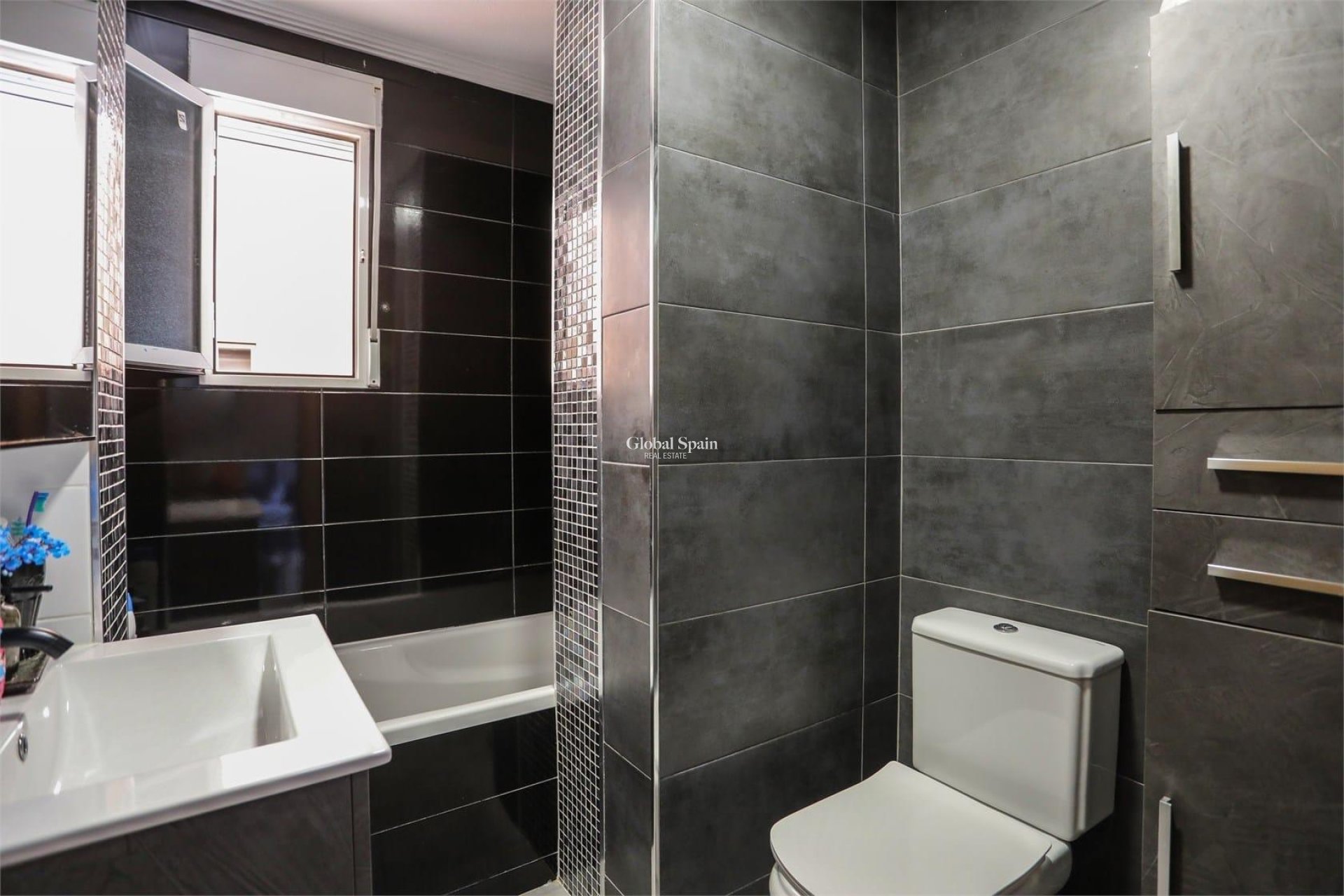 Venta - APARTAMENTO -
ORIHUELA COSTA - Playa Flamenca