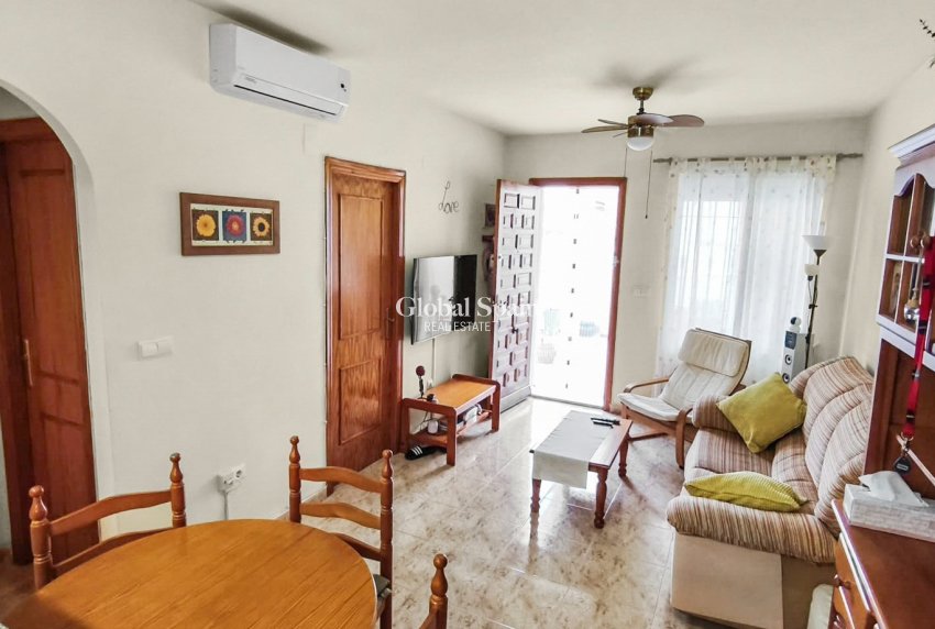 Venta - APARTAMENTO -
ORIHUELA COSTA - Playa Flamenca
