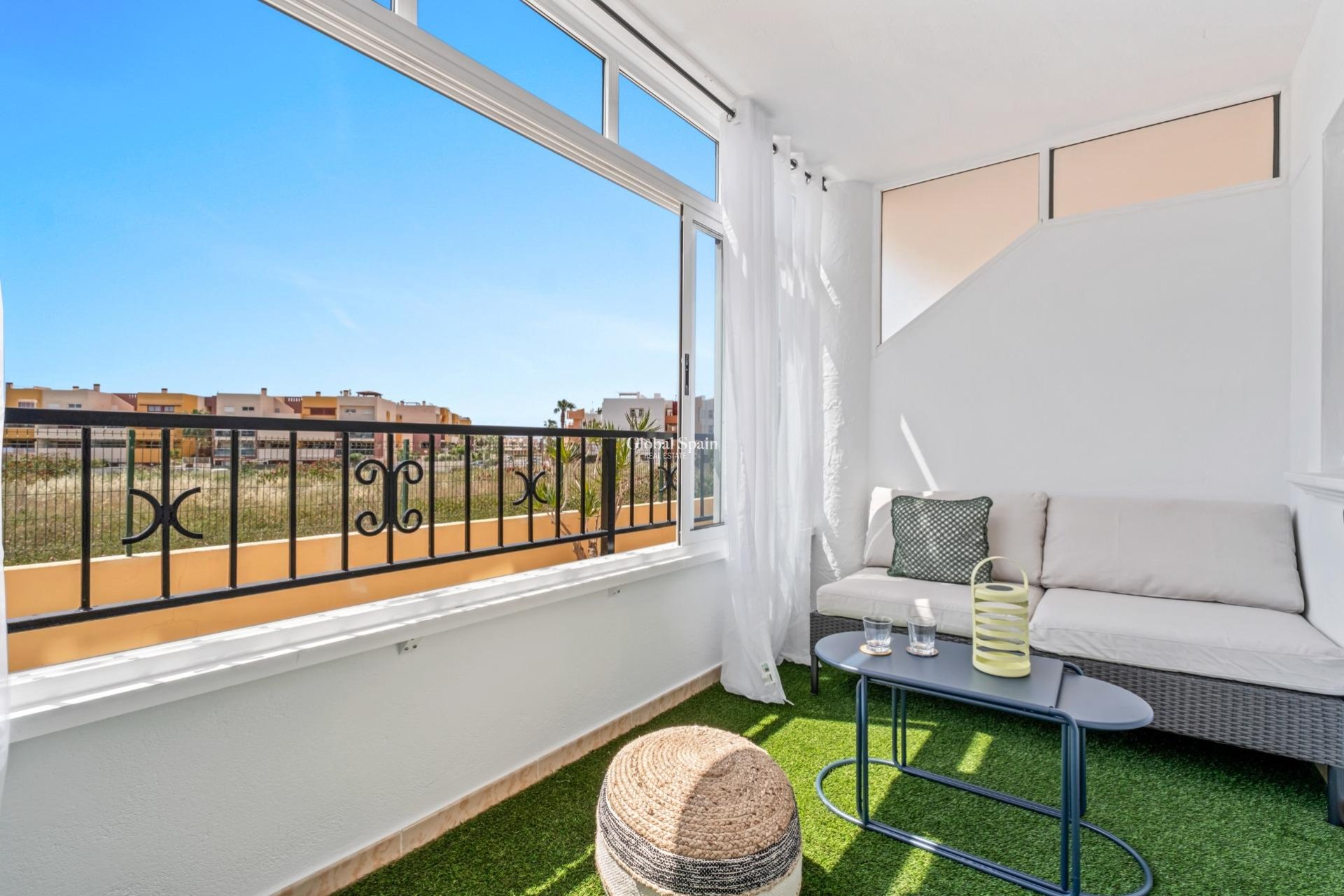 Venta - APARTAMENTO -
ORIHUELA COSTA - Playa Flamenca
