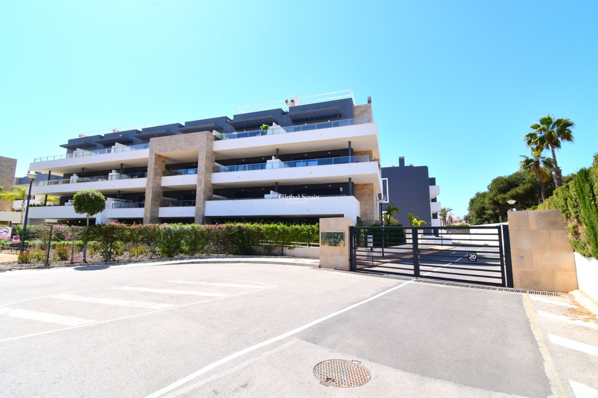 Venta - APARTAMENTO -
Orihuela Costa - Playa Flamenca