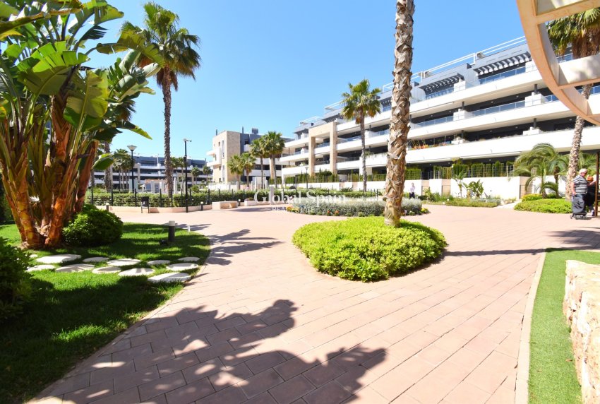 Venta - APARTAMENTO -
Orihuela Costa - Playa Flamenca
