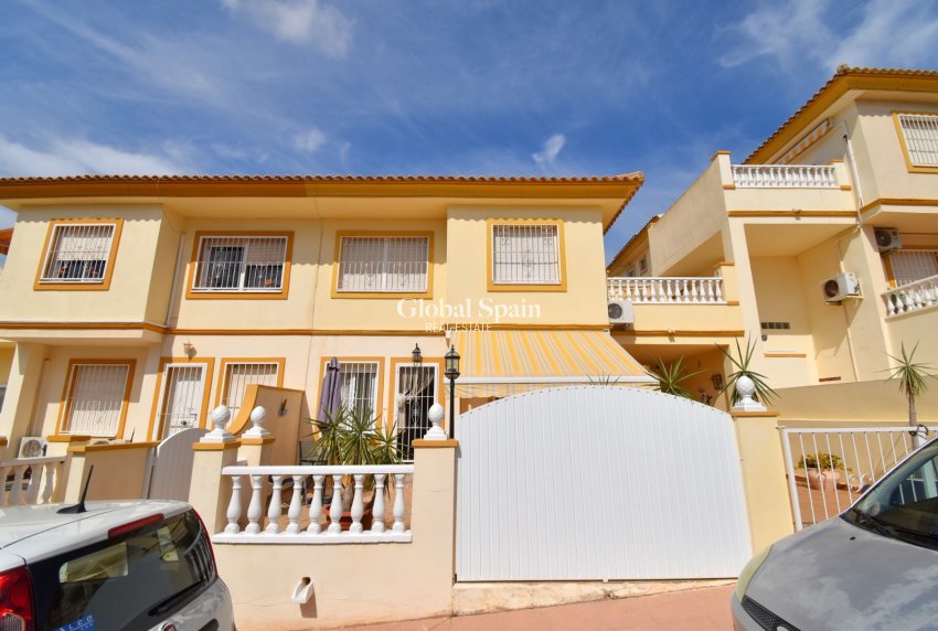 Venta - APARTAMENTO -
ORIHUELA COSTA - Playa Flamenca
