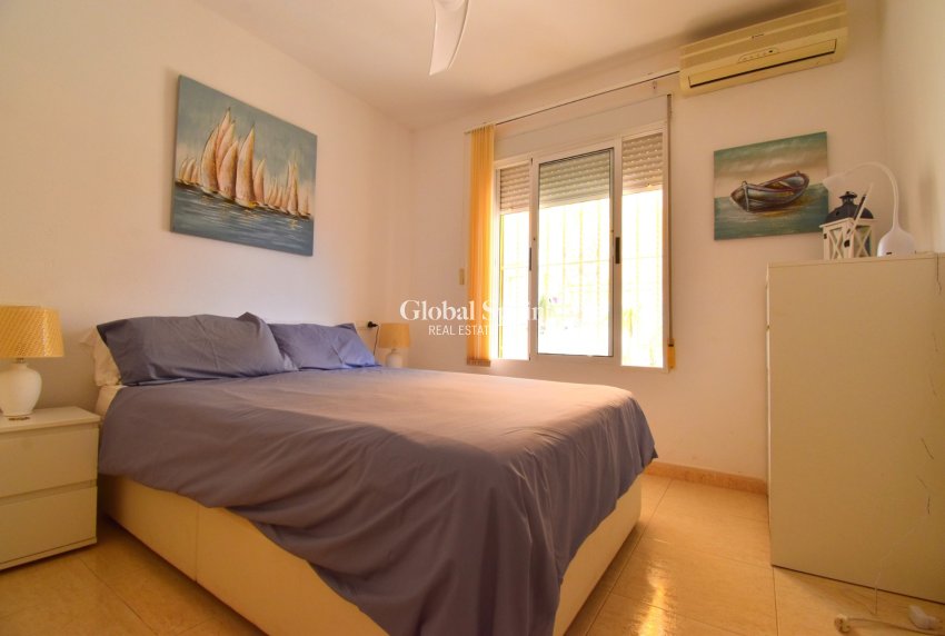 Venta - APARTAMENTO -
ORIHUELA COSTA - Playa Flamenca
