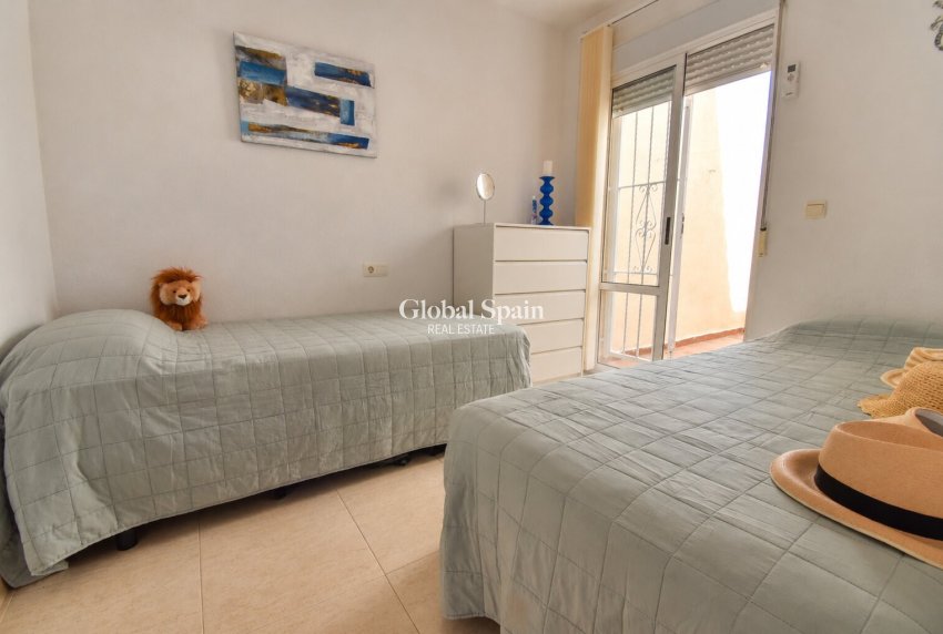 Venta - APARTAMENTO -
ORIHUELA COSTA - Playa Flamenca