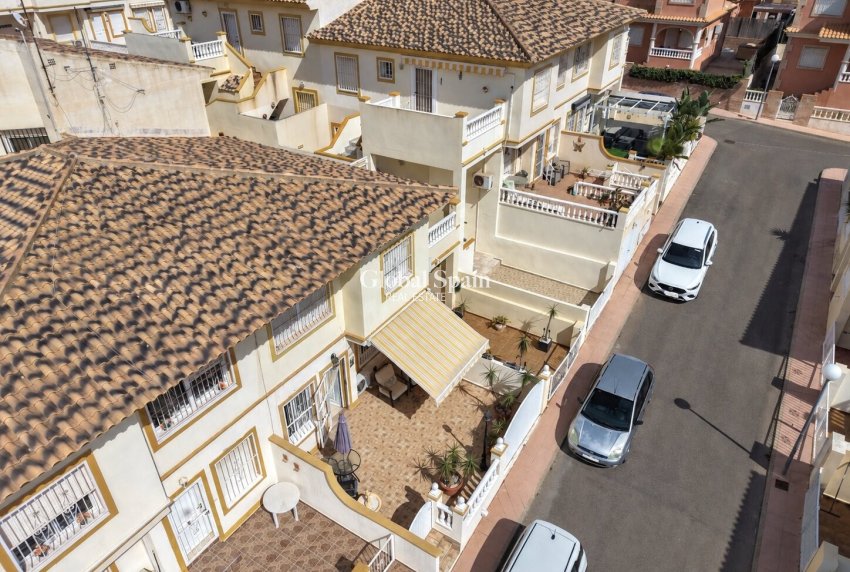Venta - APARTAMENTO -
ORIHUELA COSTA - Playa Flamenca