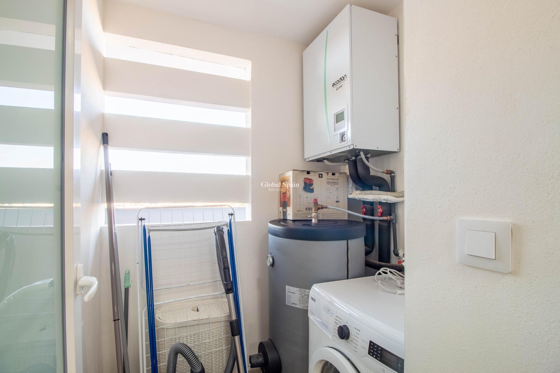 Venta - Apartamento -
ORIHUELA COSTA - Playa Flamenca