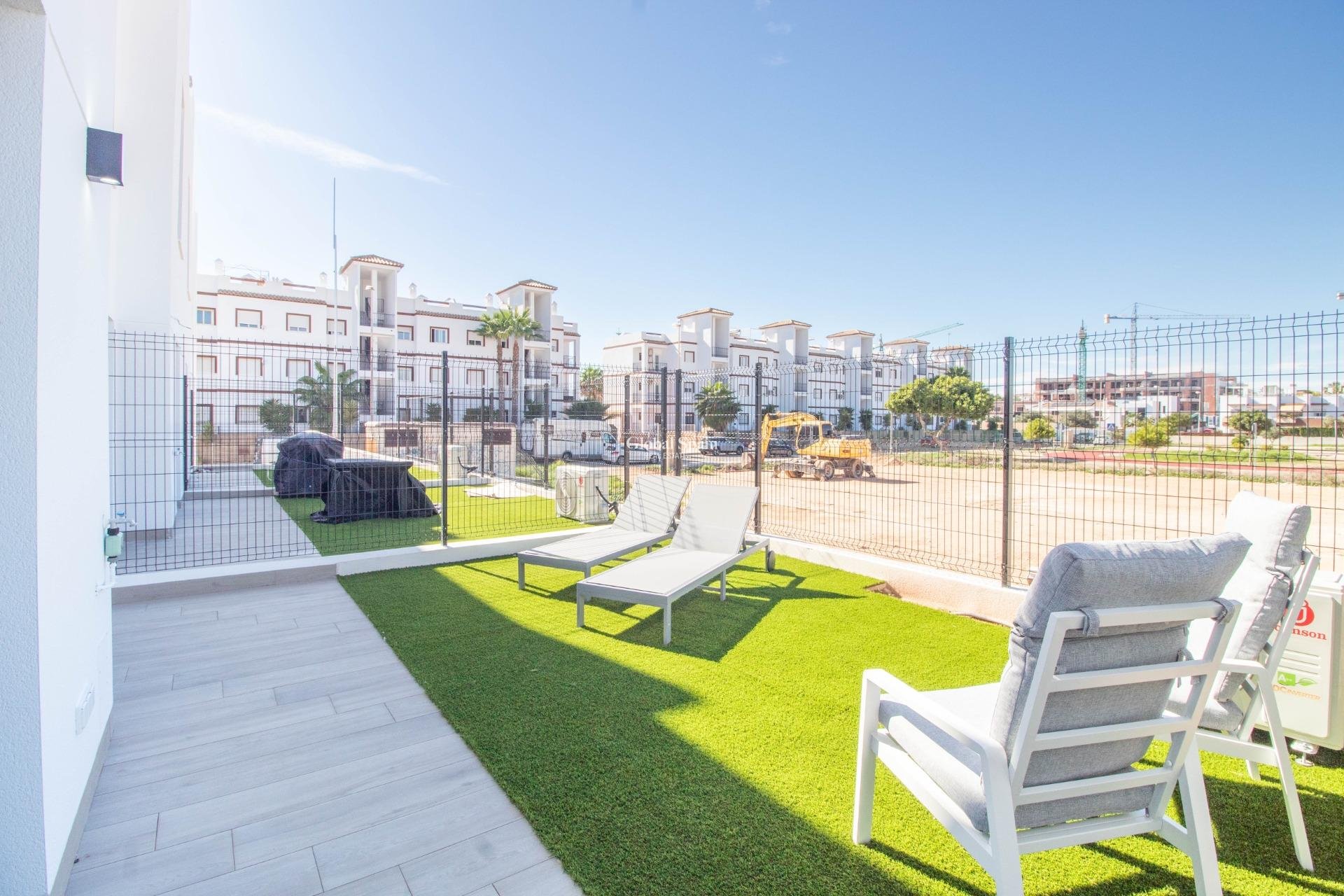 Venta - Apartamento -
ORIHUELA COSTA - Punta Prima