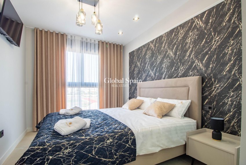 Venta - Apartamento -
ORIHUELA COSTA - Punta Prima