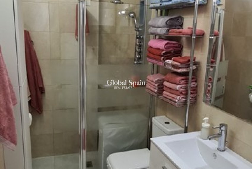 Venta - APARTAMENTO -
ORIHUELA COSTA - Punta Prima