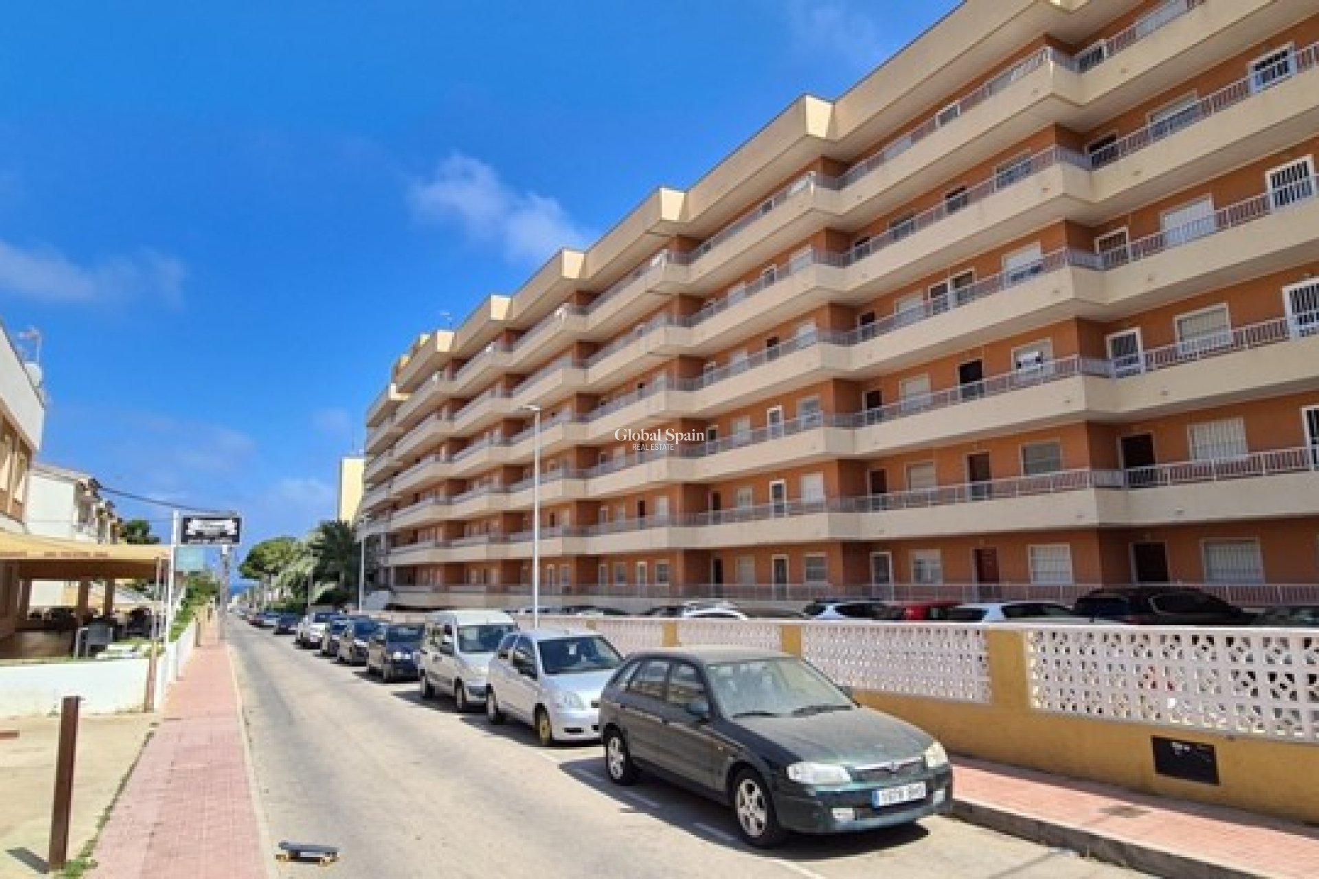 Venta - APARTAMENTO -
ORIHUELA COSTA - Punta Prima