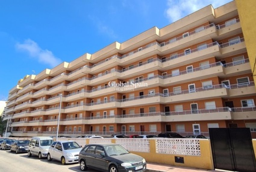 Venta - APARTAMENTO -
ORIHUELA COSTA - Punta Prima