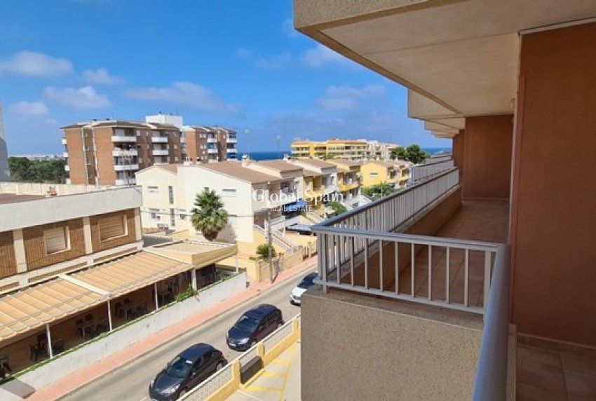 Venta - APARTAMENTO -
ORIHUELA COSTA - Punta Prima
