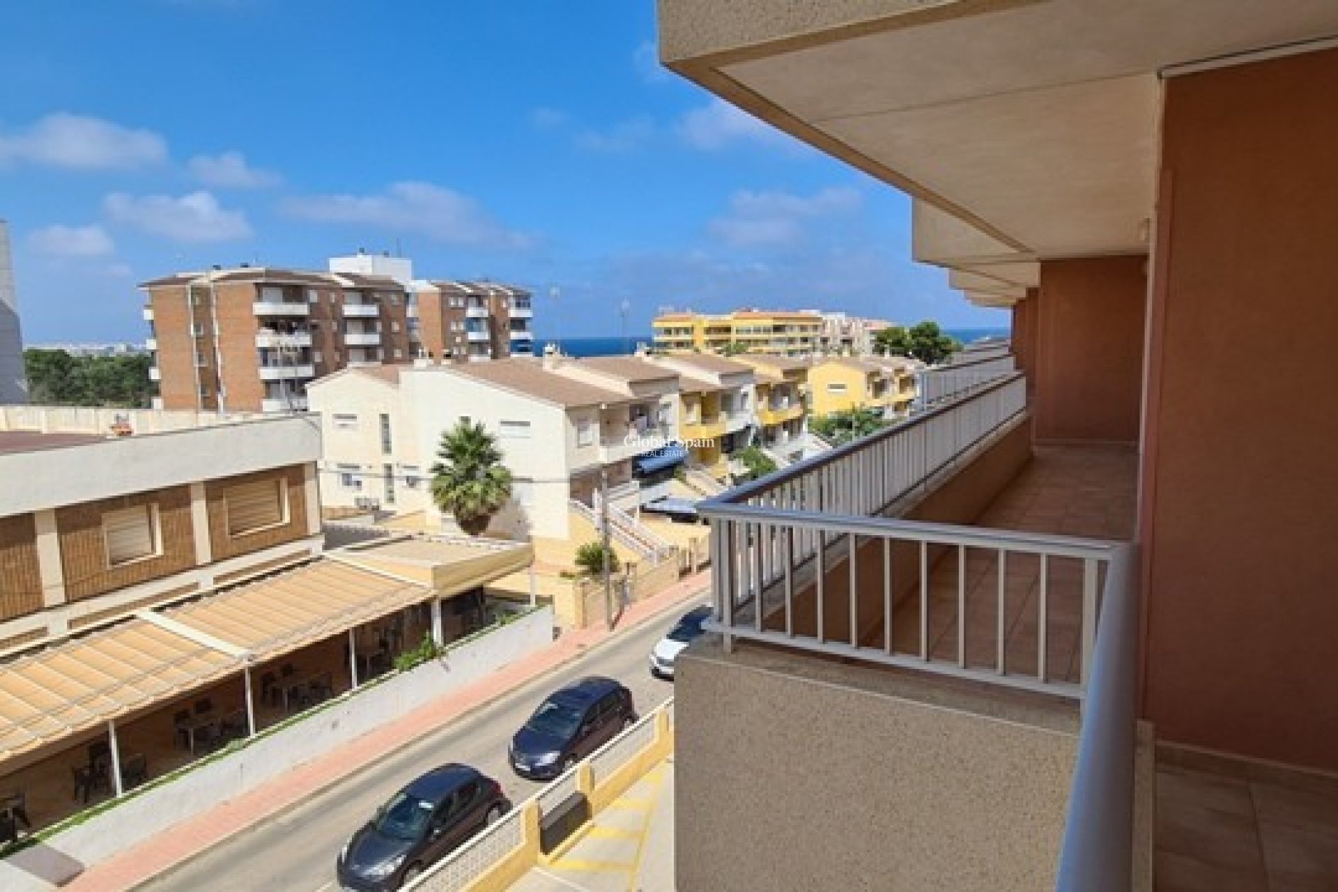 Venta - APARTAMENTO -
ORIHUELA COSTA - Punta Prima