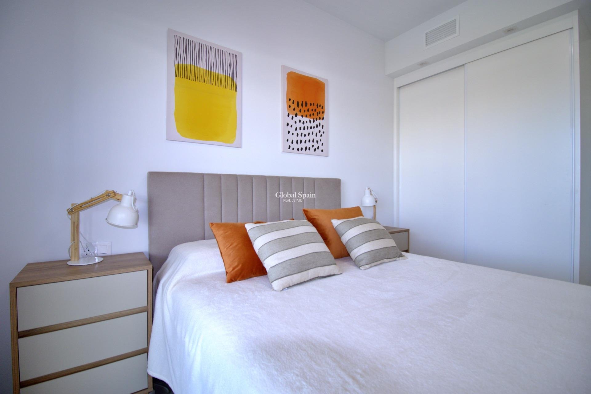 Venta - APARTAMENTO -
ORIHUELA COSTA - Punta Prima